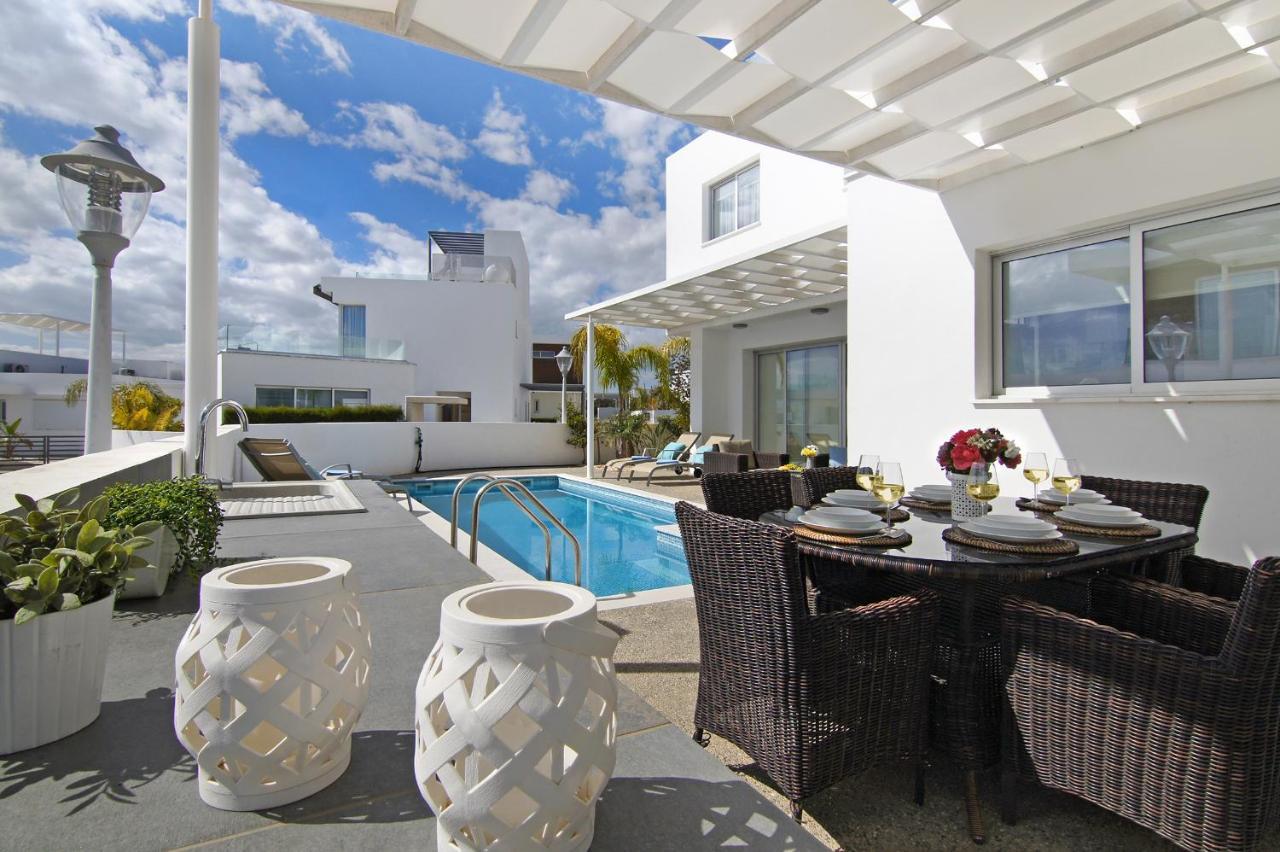 Villa Sunday Айя-Напа Екстер'єр фото